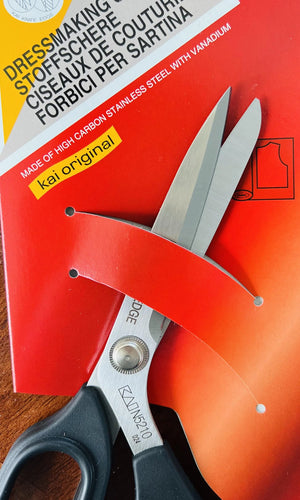 Kai 5210 8-inch Dressmaking Shears
